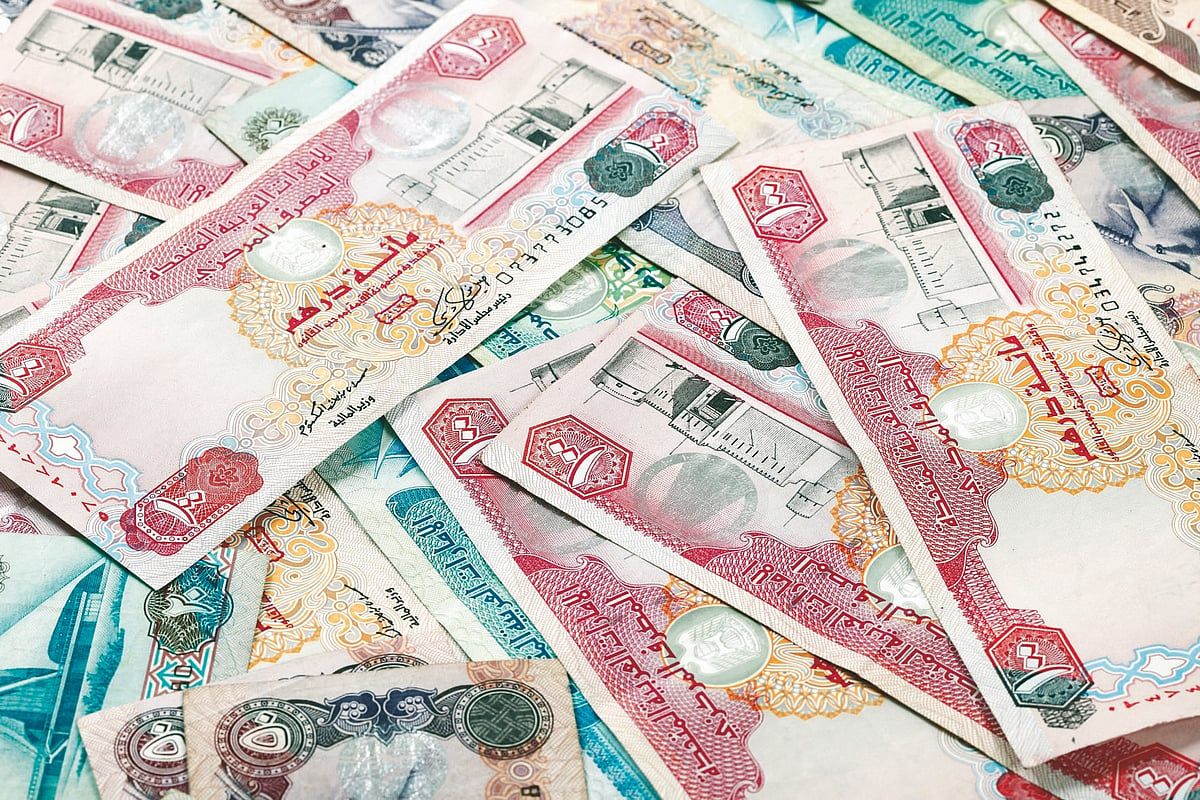 Bazı BAE Bankaları 1 Haziran'dan İtibaren Asgari Bakiye Gereksinimini Artıracak: Rapor