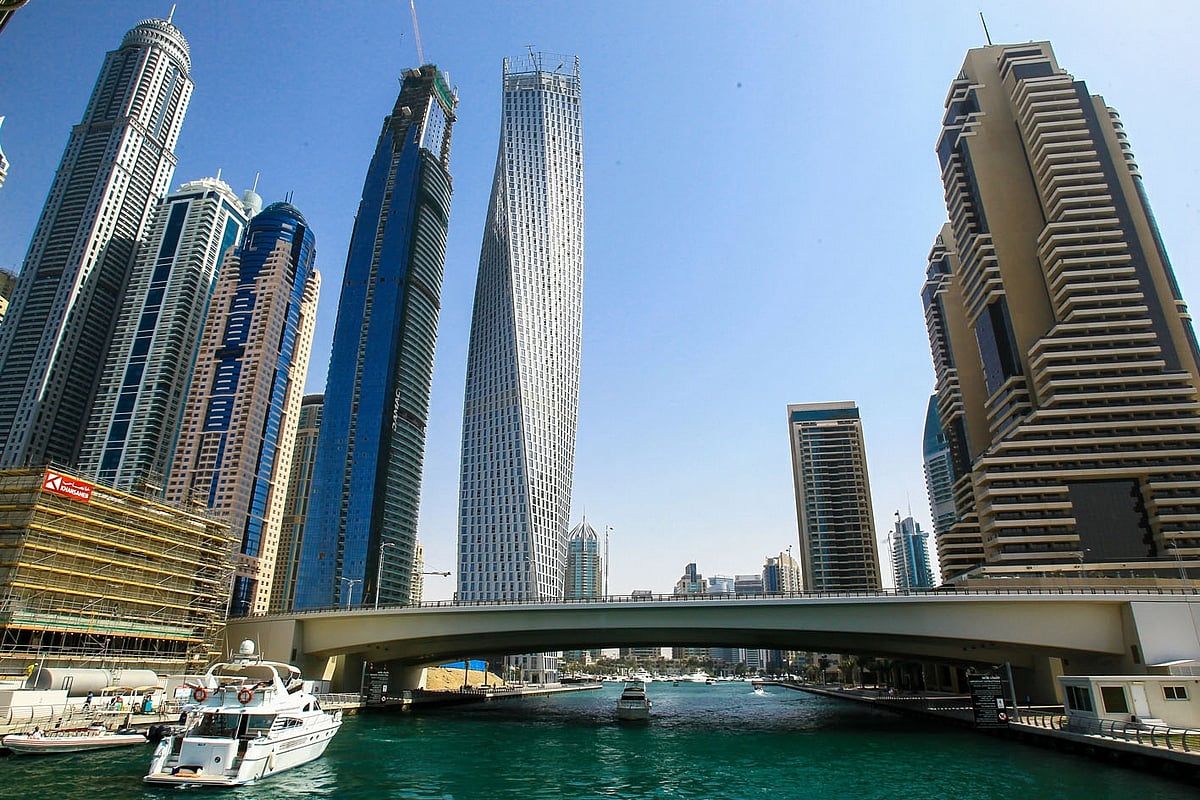 Üst Düzey Yönetici, Dubai'nin Nüfus Artışı ve Yeni Vize Politikaları Arasında İstikrarlı Kalmak için Kiraladığını Söyledi