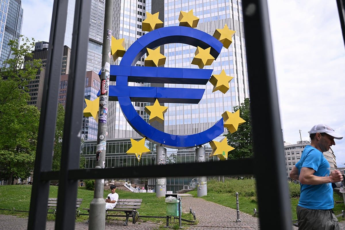 Ecb, Enflasyon Dalgalanmaları Dünyasında 'Güçlü' Eyleme Hazır