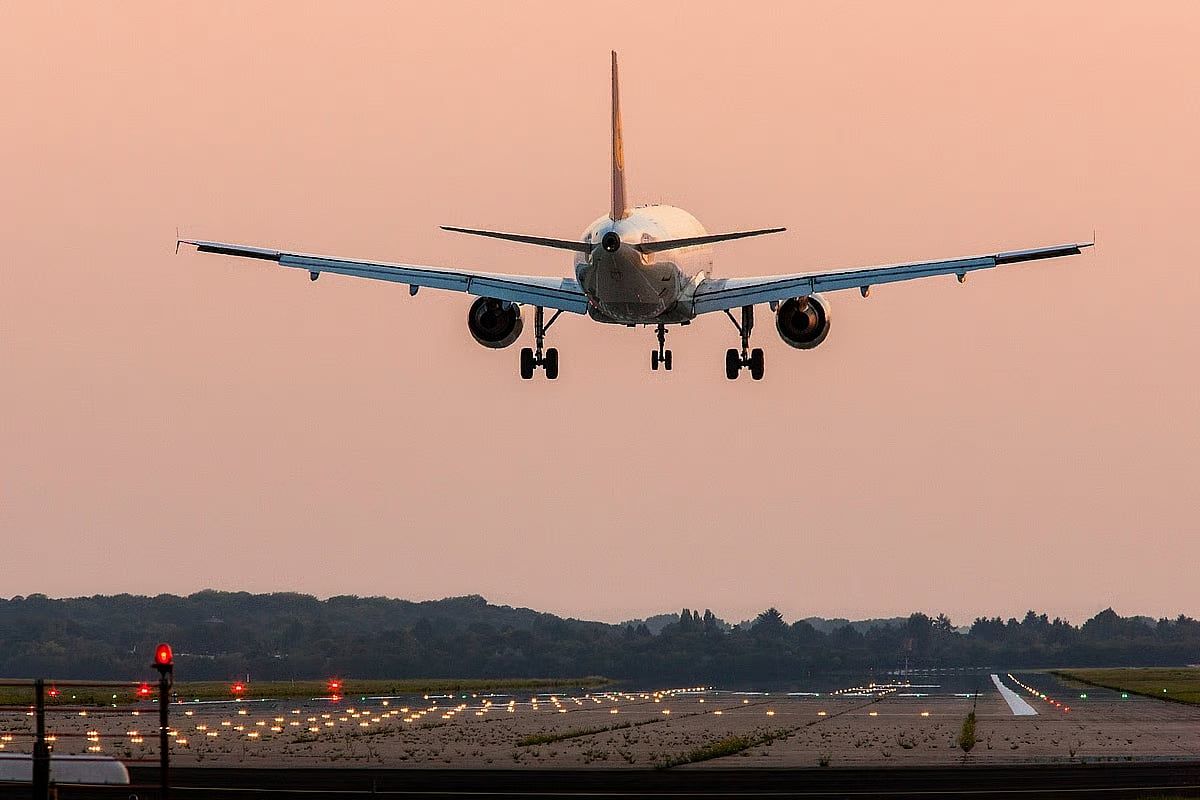 İran, Orta ve Batı Hava Sahasını Uluslararası Transit Uçuşlara Yeniden Açtı