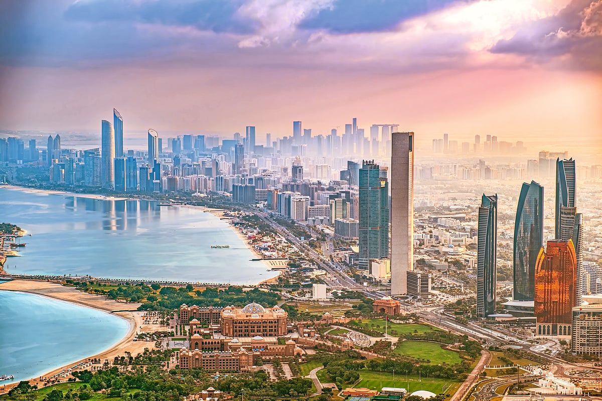 Abu Dabi Emlak Fiyatları 2025'in ilk Yarısında Direnç Gösteriyor