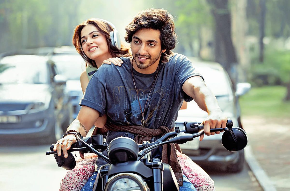 'Saiyaara' Etkisinin Kodunu Çözme: Gen-Z Neden Bu Bollywood Filmini Seviyor