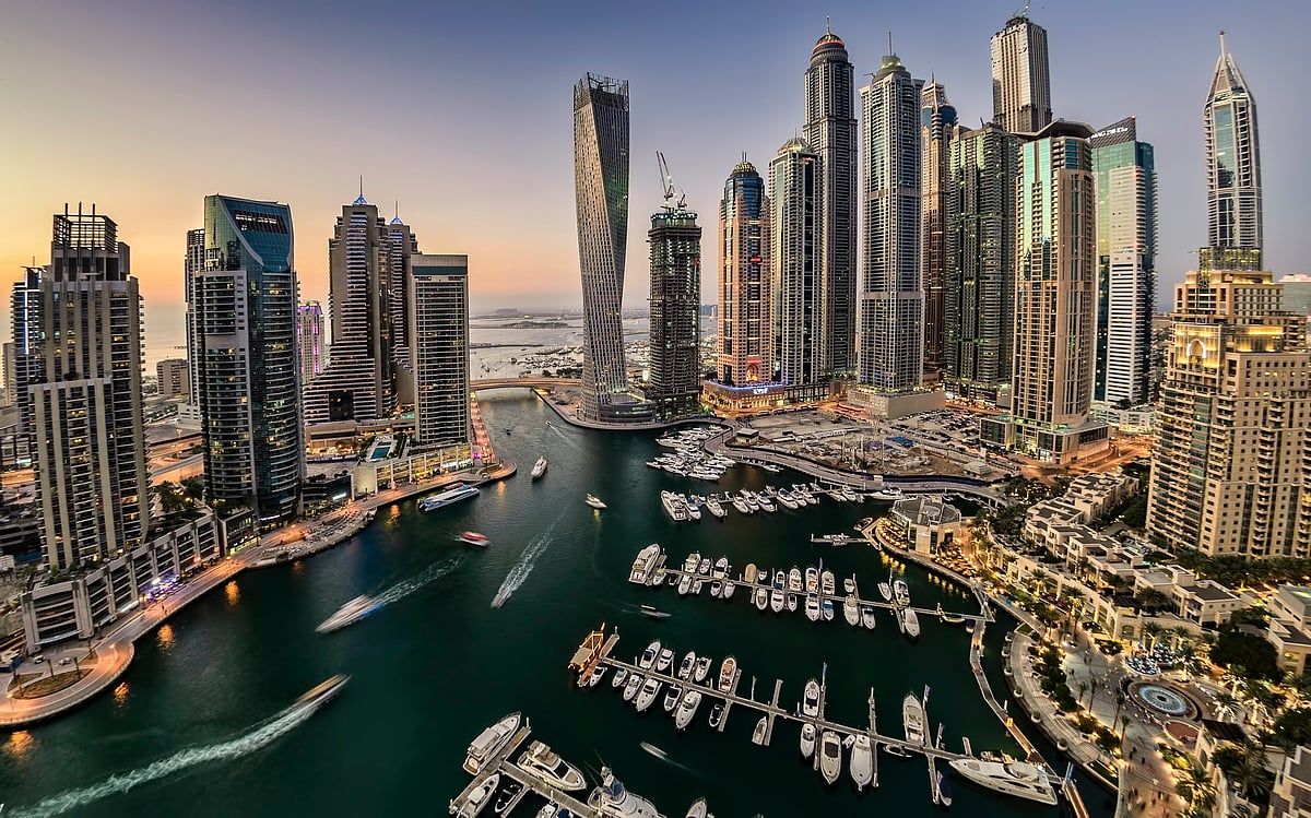 Dubai Realty, Temmuz Ayında Plan Dışı Patlama ve Vergi Teşvikleri Nedeniyle Dh63.6b'yi Vurdu
