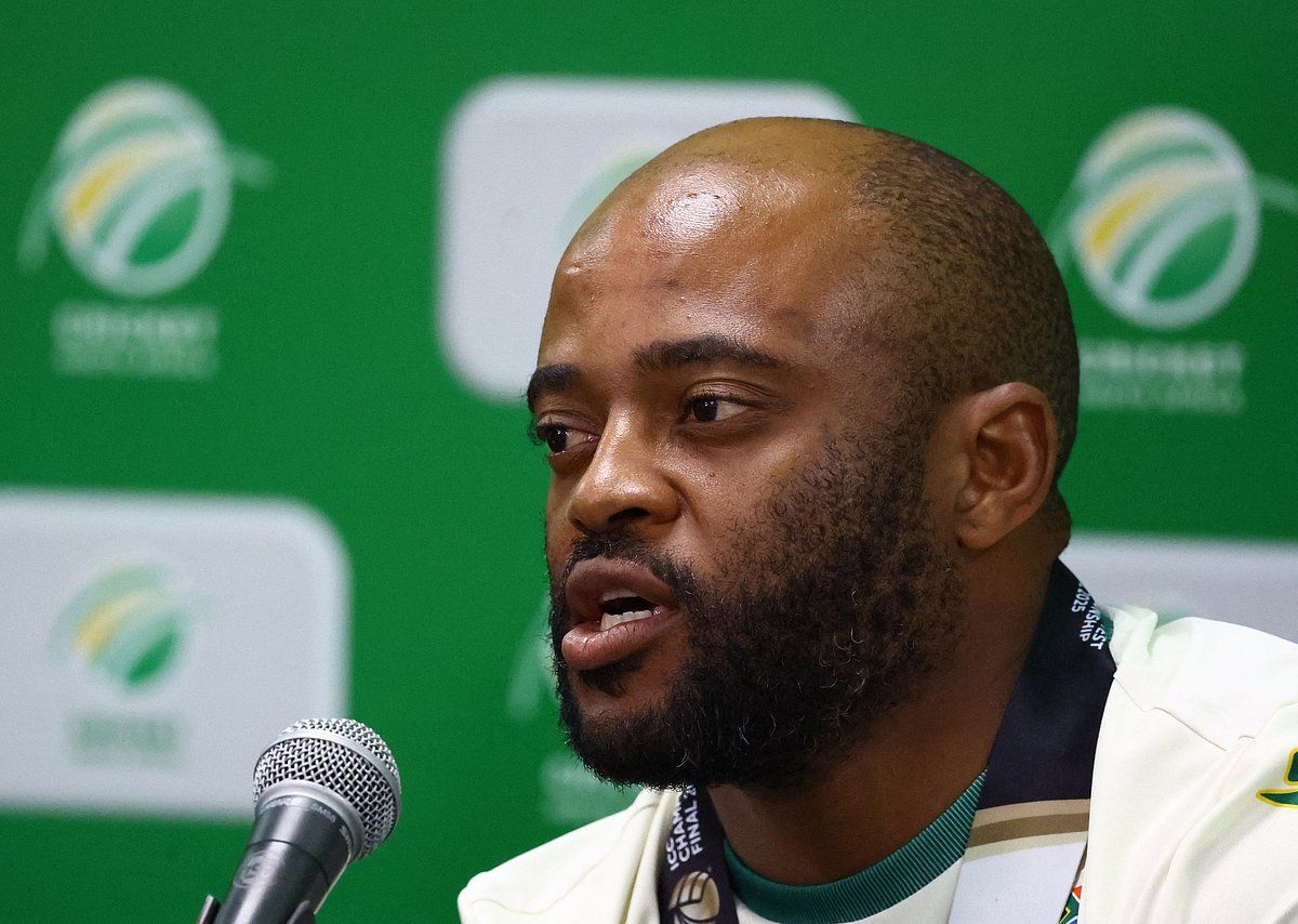Güney Afrika'nın Bavuma'sı Pakistan Testlerinden Çıktı, De Kock Odı'ler için Geri Döndü