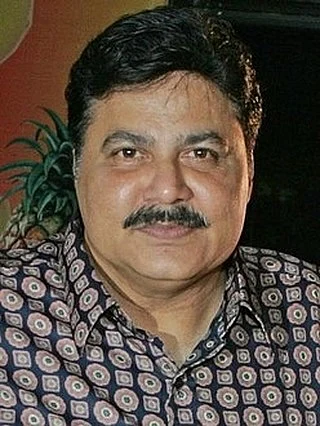'Gökler Daha Neşeli Olacak': Bollywood Yıldızları Emektar Satish Şah'a Ölümünde Haraç Ödüyor
