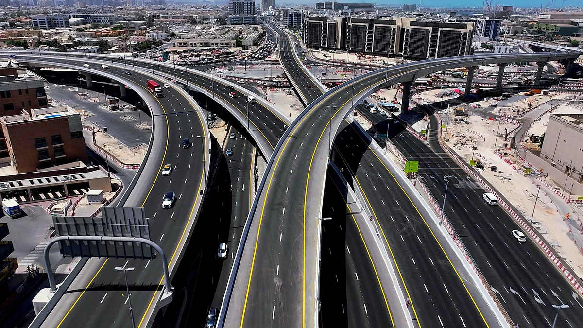 Trafik Sistemleri Daha Güvenli Hale Geldikçe Dubai'nin Ölüm Oranı Son 17 Yılda %97 Düştü