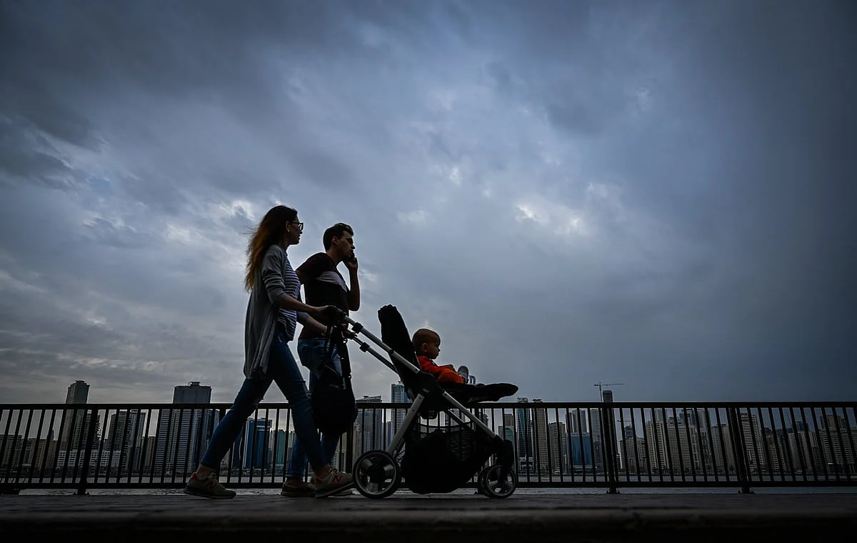 Yarın BAE Hava Durumu: Hafif ila Orta Dereceli Rüzgarlar, Sıcaklık 23ºc'ye Düşecek