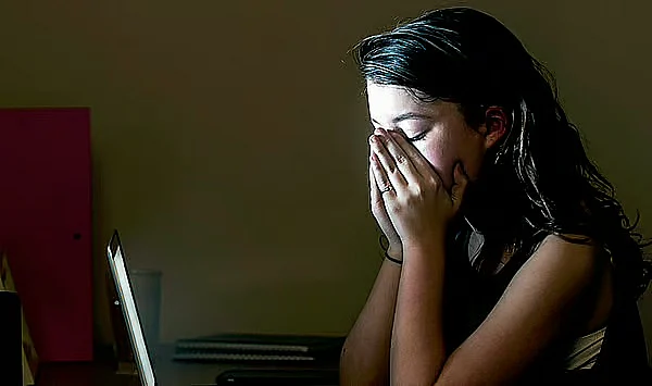 BAE: Çalışanlar Depresyon, Ruh Sağlığı Sorunları için Hastalık İzni Almaya Hak Kazanıyor mu?