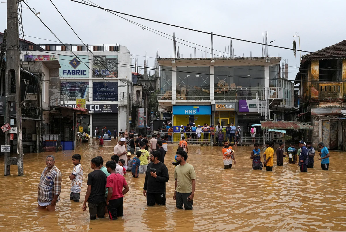 Sri Lanka'da Siklon Ölü Sayısı 159'a Yükseldi; Seller Başkenti Vurdu