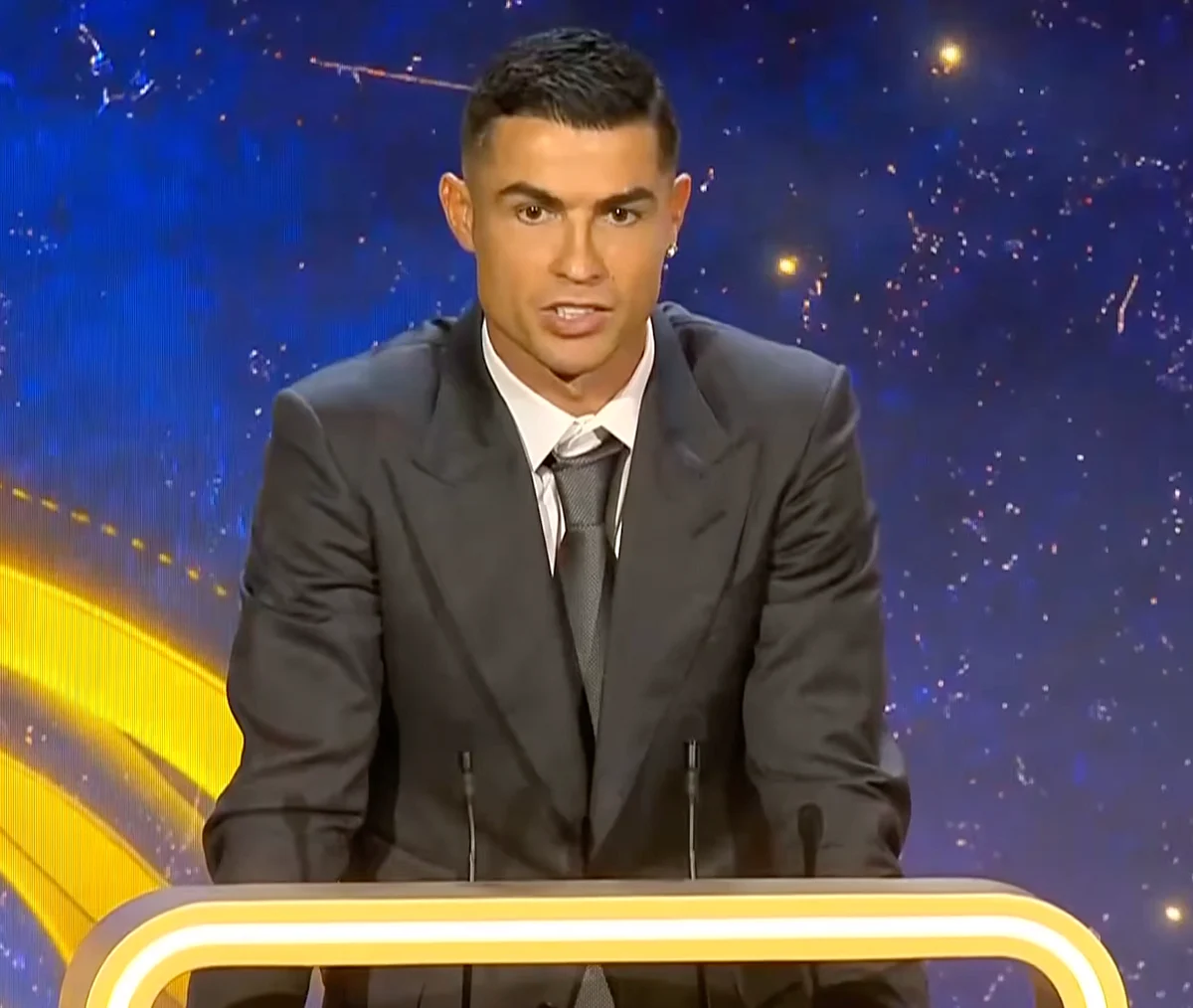 Dubai: Ronaldo, 2025'in en iyi Orta Doğu Oyuncusunu Kazandı, Üç Yıl Üst Üste Ödül Aldı