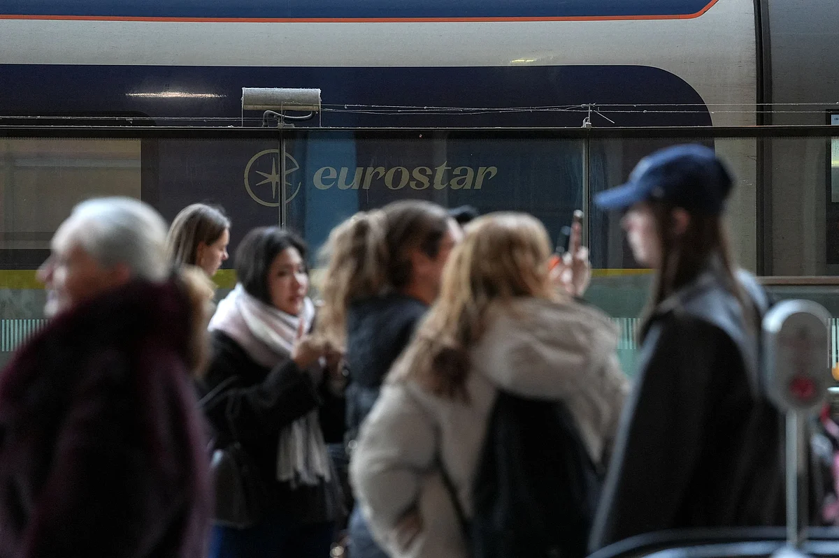 Eurostar, Kanal Tünelindeki Elektrik Kesintisinden Sonra Hizmete Devam Edecek; Yolcular Uyardı