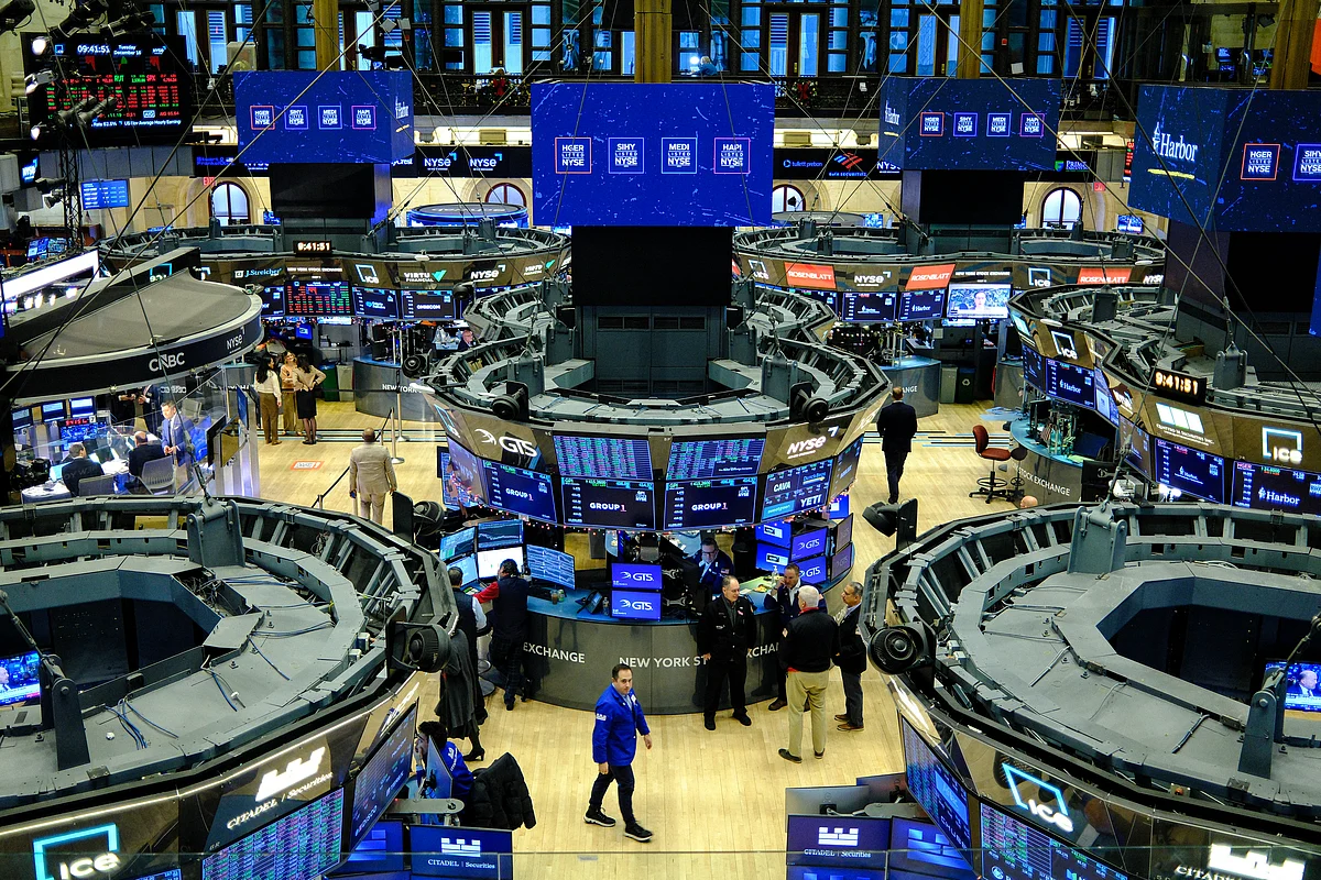 Önümüzdeki Wall St Haftası: S &amp; P 500, Yatırımcıların Güçlü 2025'e İyimser Bir Son Aramasıyla 7.000 İşareti Gördü
