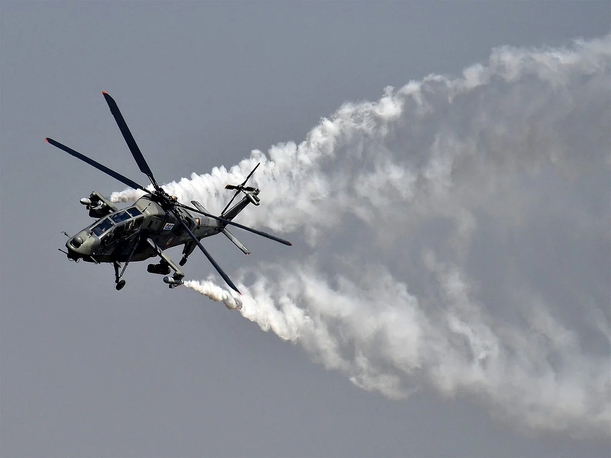 Video: New Jersey'de iki Helikopter Havada Çarpıştıktan Sonra Biri Öldü