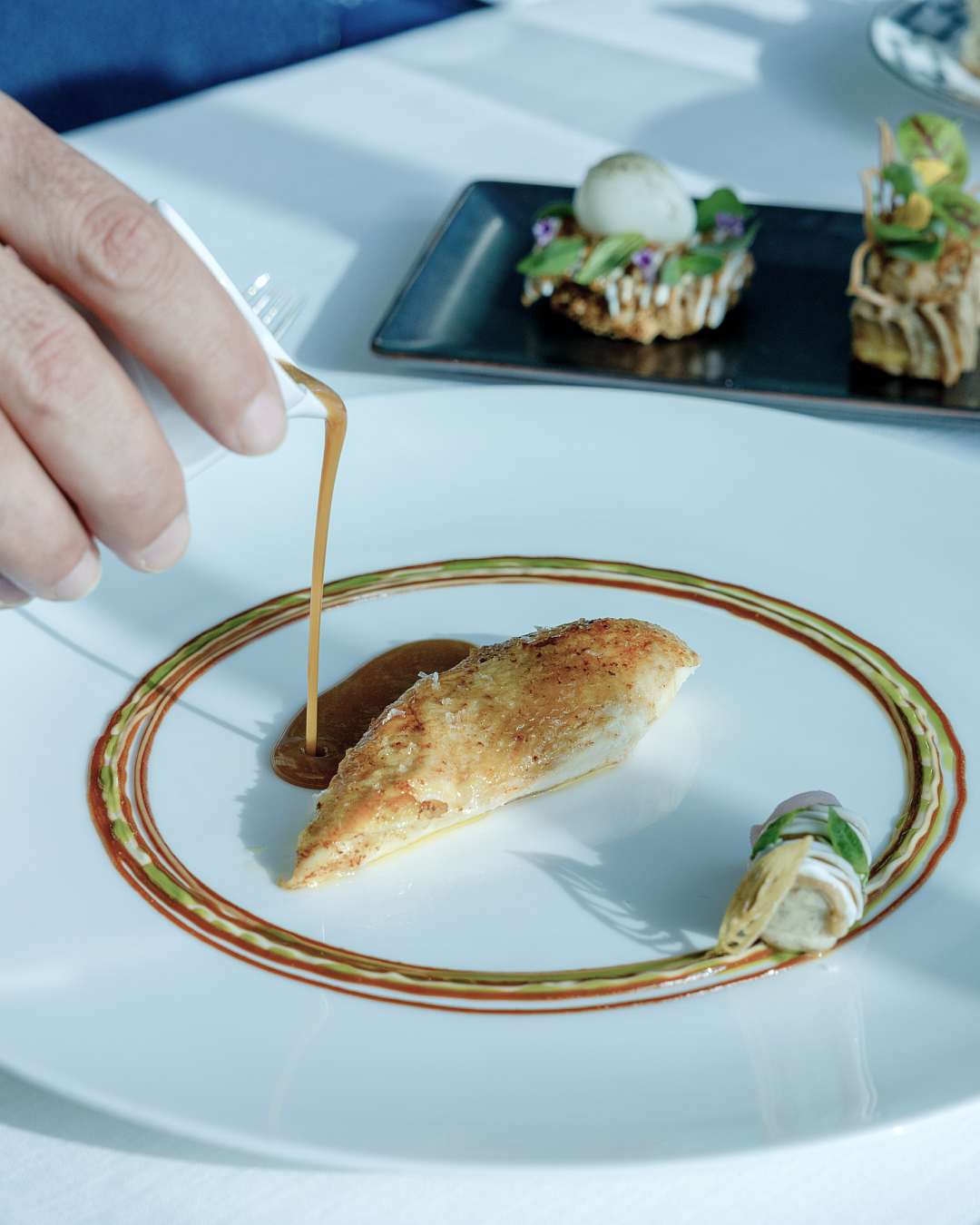 Buranın yakınındaki restoranlar: An Elevated Lunch Experience At Al Muntaha
