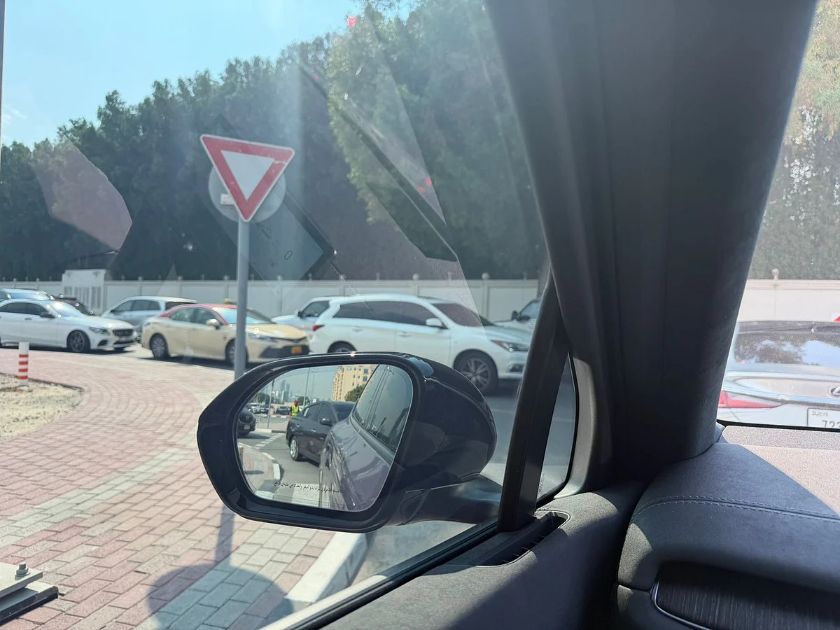 BAE: Bazı Ebeveynler Trafikle Karşı Karşıya, Yeni Cuma Okul Zamanlamalarını 'Unut'