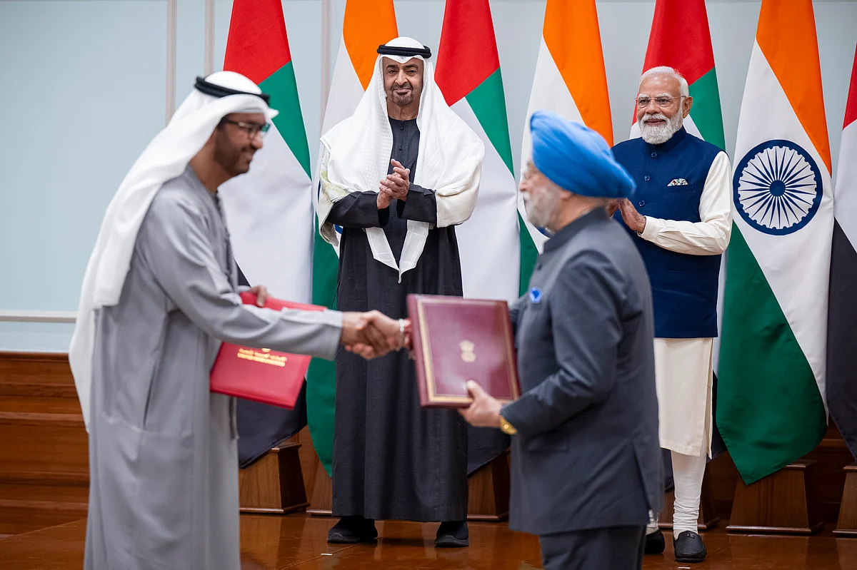BAE-Hindistan ikili Ticareti 2032'ye Kadar 200 Milyar Doları Gözler Önüne Serdi