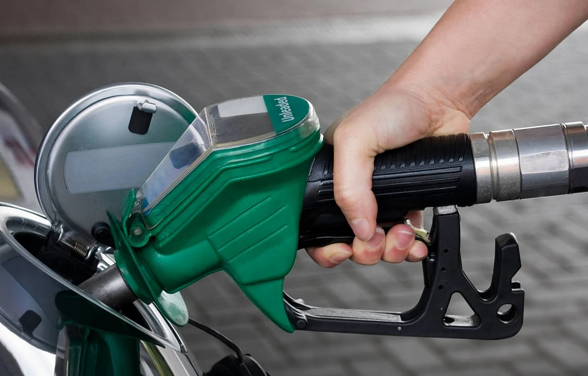 BAE Petrol Fiyatları Geçen Ayki Artışın Ardından Şubat Ayında Yükselecek mi?
