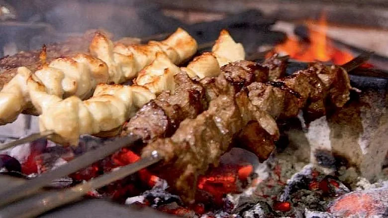 Barbekü Dumanı Zararlı mıdır? BAE Ailelerinin Bu Kış Bilmesi Gerekenler