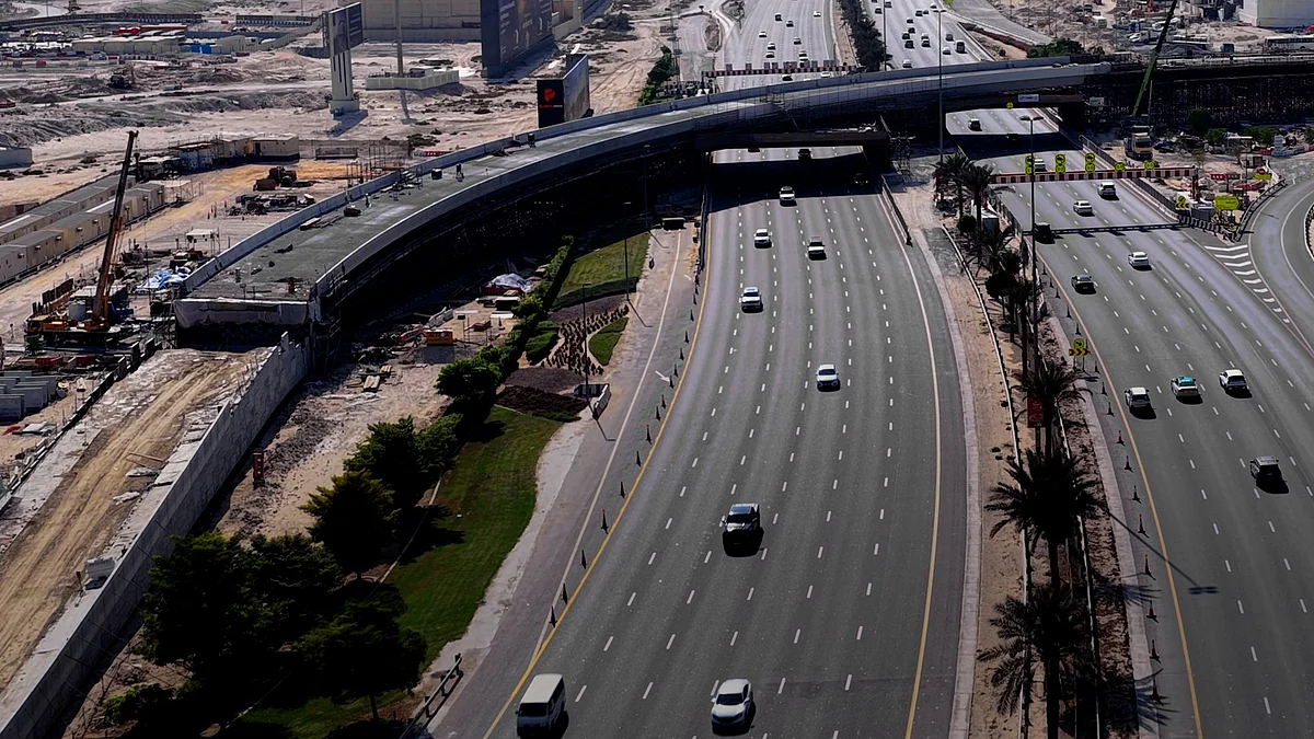 Dubai, 2026 Başlarken Ud Metha, Al Asayel Yolları Projesinin %60'ını Tamamladı