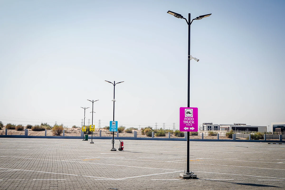 Dubai, Karavanlar, Römorklar ve Gıda Kamyonları için 335 Park Yerini Tanıttı