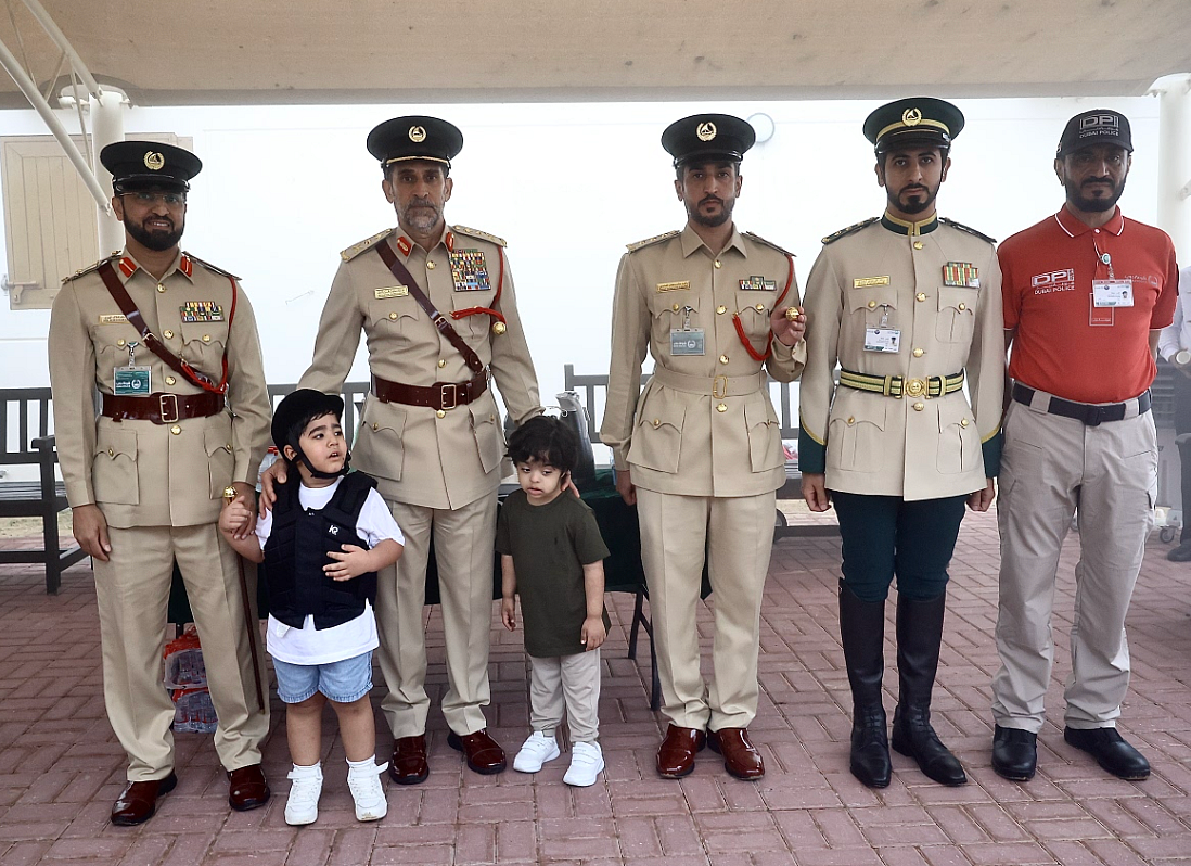 Dubai Polisinin Binicilik Terapisi 765 Kişiye, Kararlı Çocuklara Yardım Ediyor