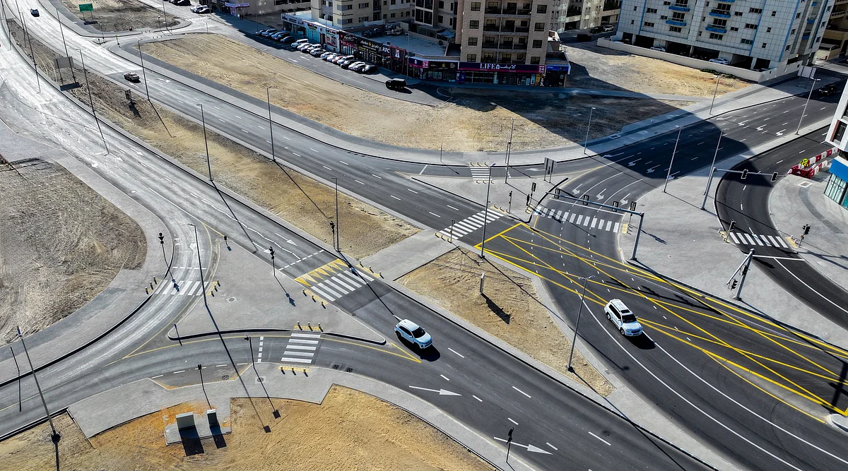 Dubai: Trafik Akışını %30 İyileştirmek için Al Warqa'ya 1 Sokak Genişletmesi Tamamlandı%