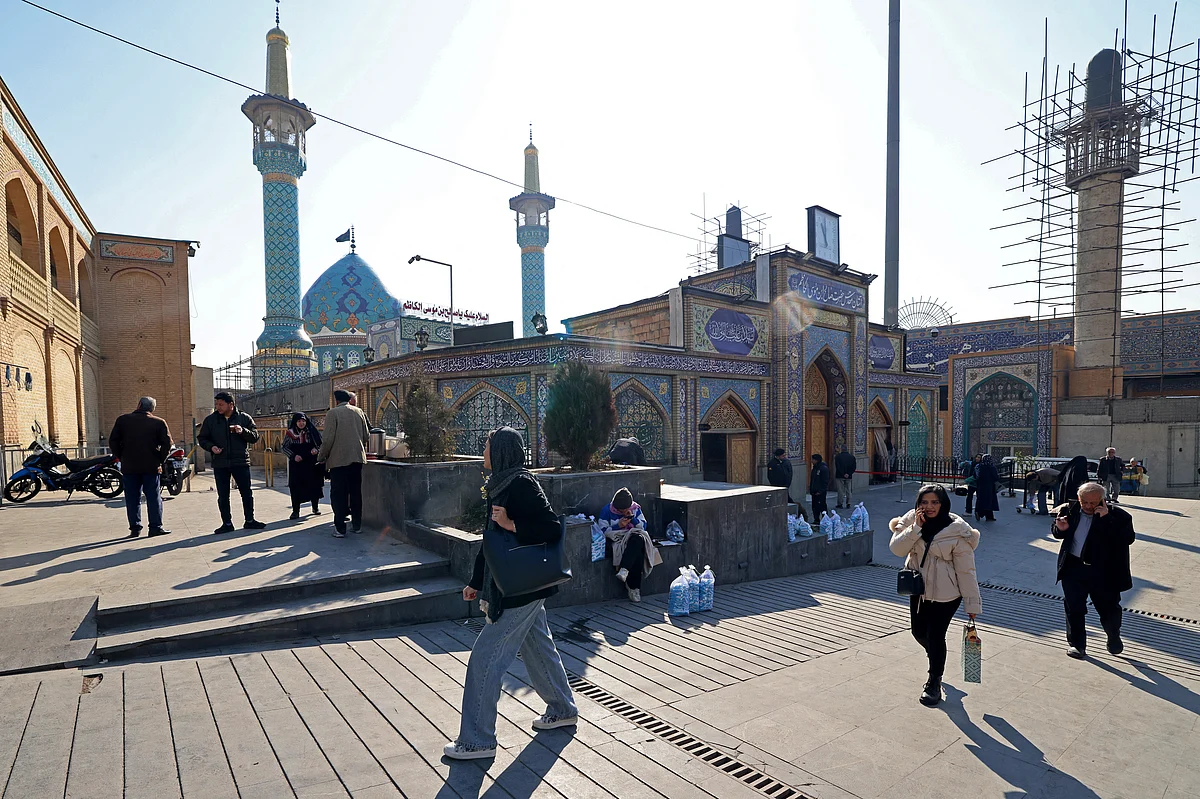 İran Ordusu 1000 Yeni İnsansız Hava Aracı Ekledi ve Herhangi Bir İşgale 'Ezici Tepki' Sözü Verdi