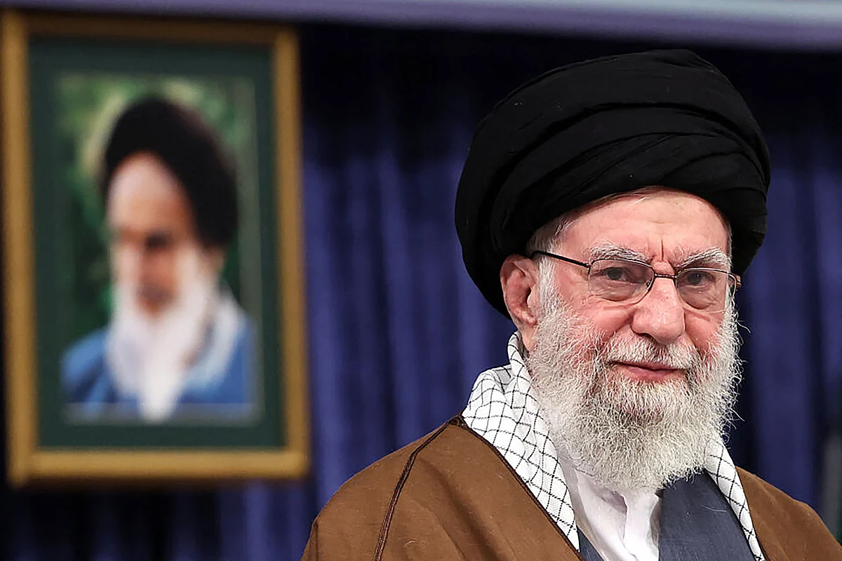İranlı Hamaney, Trump'ın İranlılara Zayiat ve Zarar Verdiği için 'Suçlu' Olduğunu Söyledi