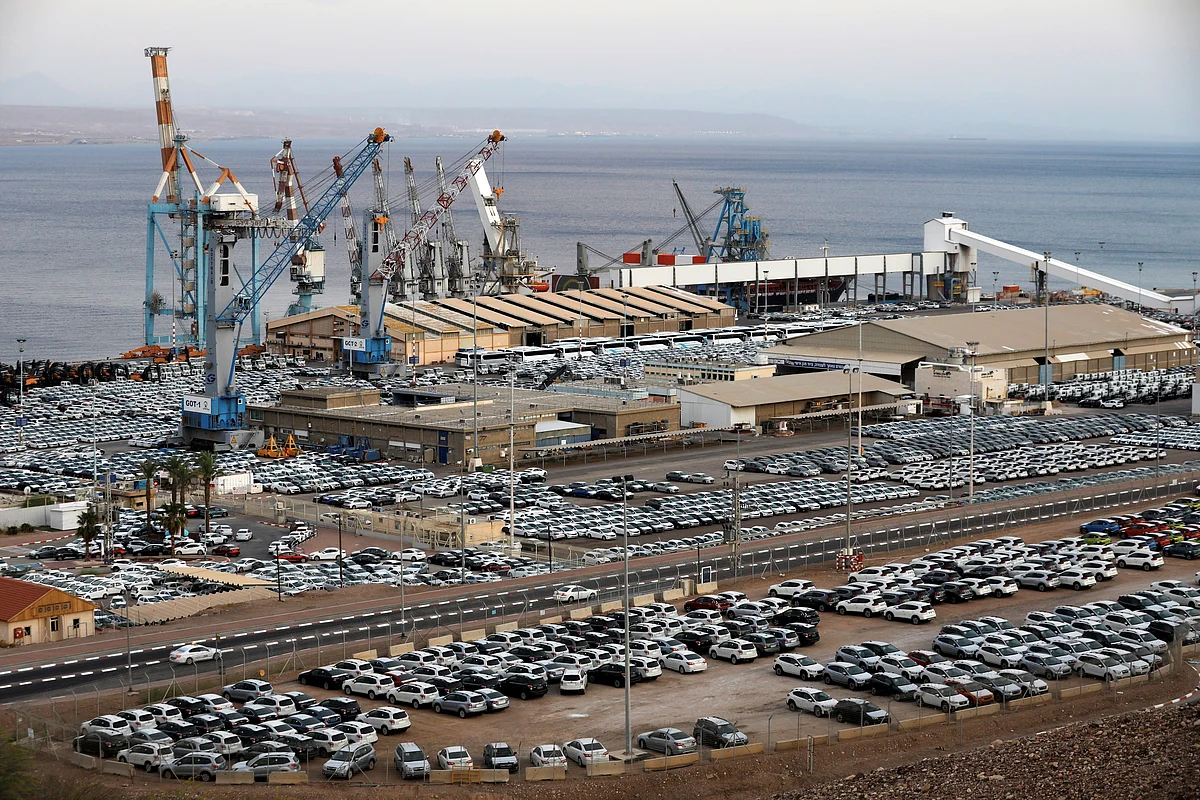 İsrail Basınında Çıkan Haberlere Göre, ABD Askeri Destroyeri İsrail'in Eilat Limanına Yanaşıyor