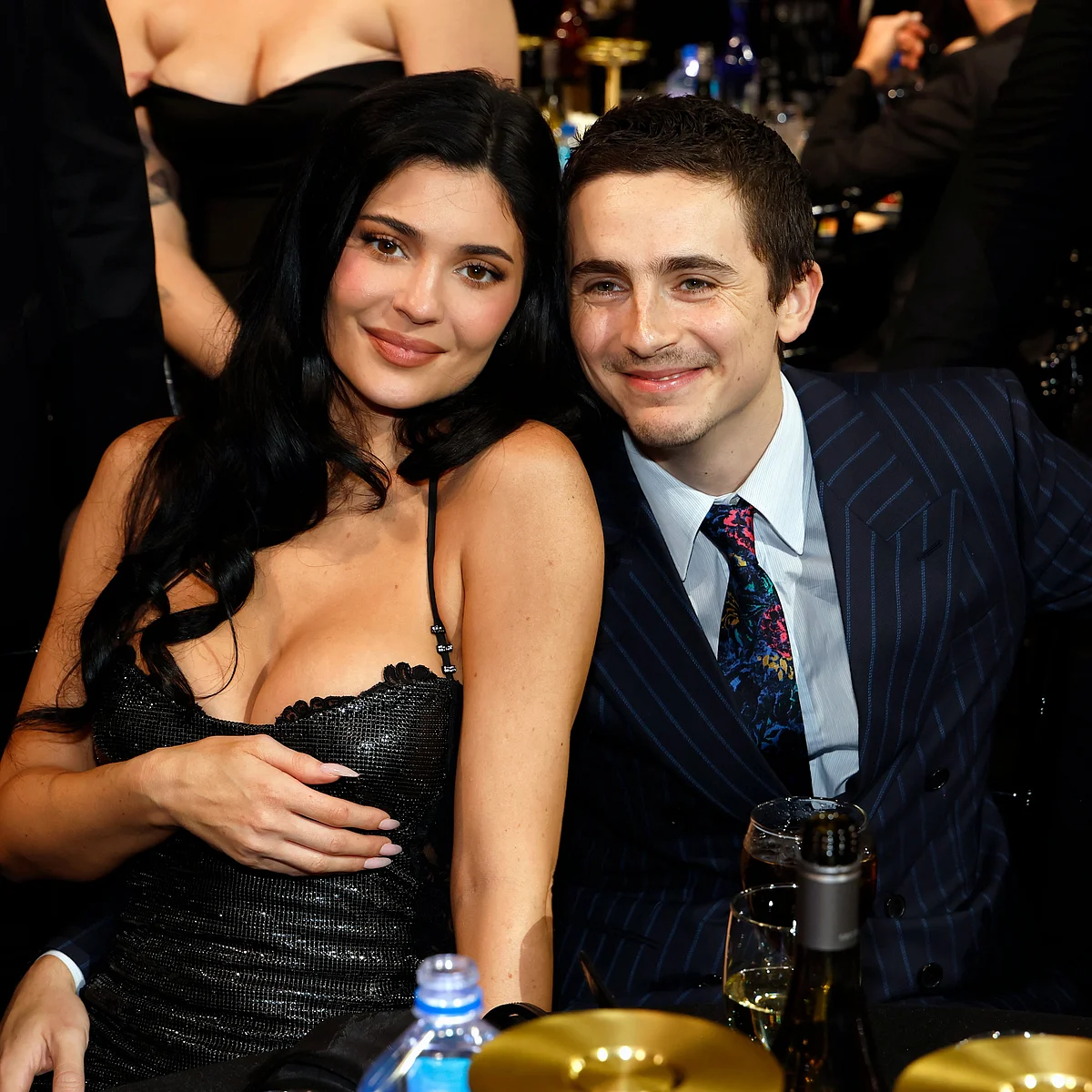 İzle: Timothee Chalamet, Eleştirmenlerin Seçimi Ödülleri Konuşmasında Kylie Jenner'a 'Seni Seviyorum' Diyor