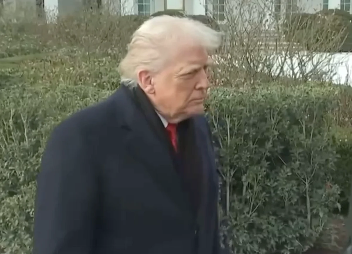 İzle: Trump, Arap ve İsrailli Yetkililerin Onu İran'a Saldırmaya İkna Etmediğini Söyledi