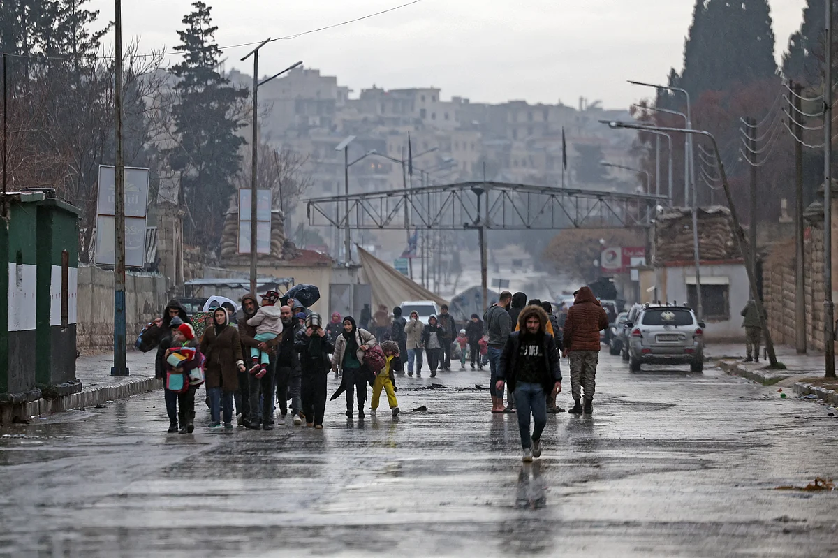 Kürt Güçleri Suriye Ordusunun Halep'in Şeyh Maksud Bölgesini Ele Geçirdiğini İnkar Ediyor