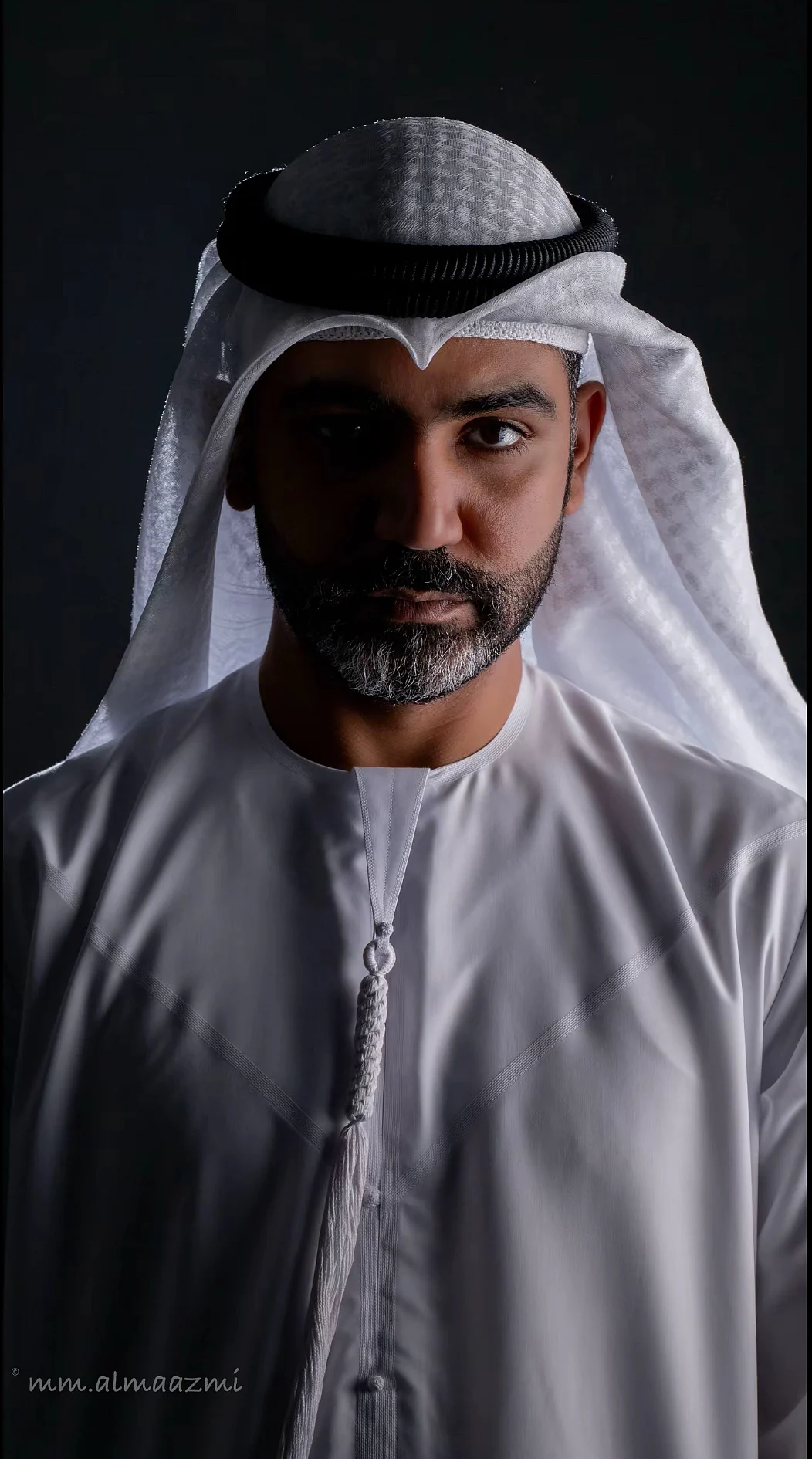 Sharjah Kavşağını 'Moda Araba' Pistine Dönüştüren Emirlik Fotoğrafçısıyla Tanışın