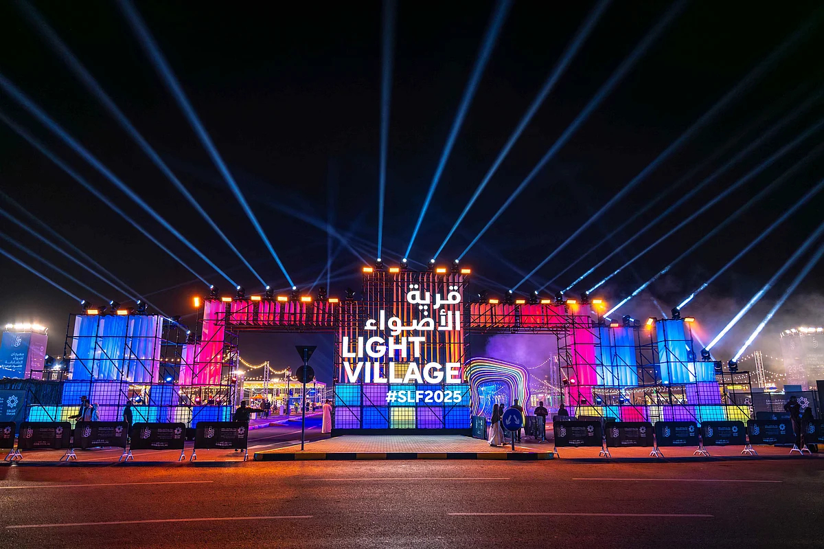 Sharjah Light Village, Ramazan'ın ilk Birkaç Gününe Kadar Devam Edecek; Bilet Fiyatlarına Göz Atın