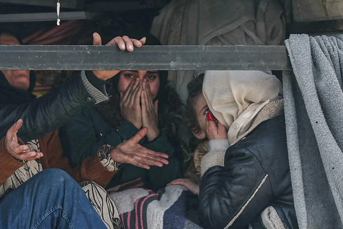 Suriye'nin Halep Kürt bölgelerine gitmek Siviller Söyler