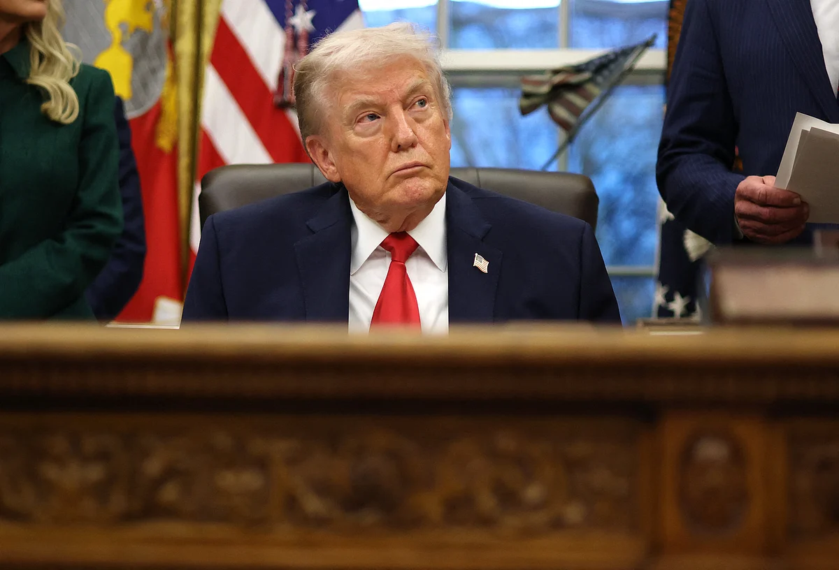 Trump, Vergi Beyannamesi Sızıntısı Nedeniyle Vergi Dairesi ve Hazine Bakanlığı'na 10 Milyar Dolarlık Dava Açtı