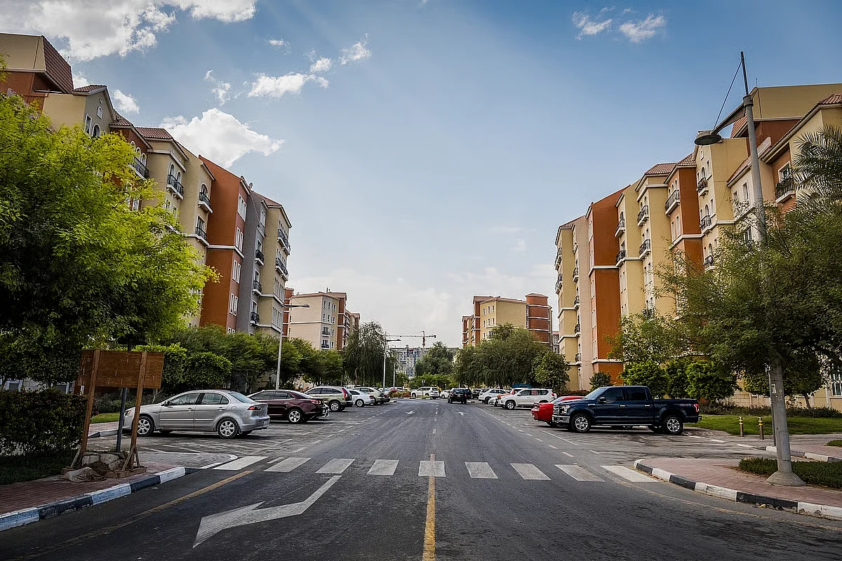Discovery Gardens'ta Ücretli Otopark, Uygulama Sorunları Bildirildikten Sonra Son Kayıt Tarihi Ertelendi
