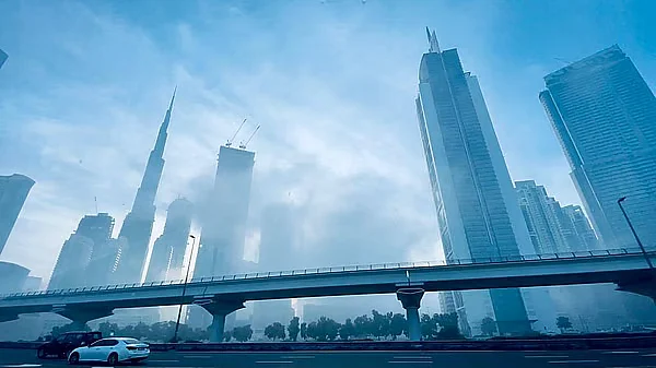 Yarın BAE Hava Durumu: Dubai, Abu Dabi, Sharjah'da Sıcaklıklar 13ºc'ye Düşecek
