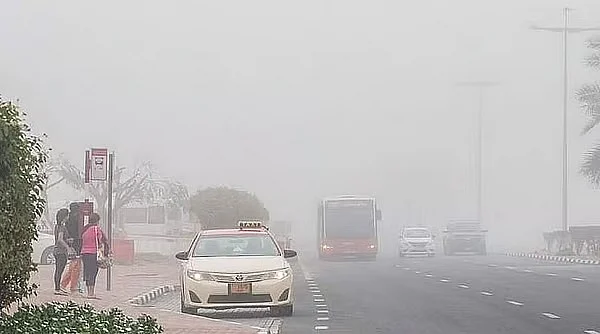 Yarın BAE Hava Durumu: Sis Muhtemel; Dubai, Sharjah'da Maksimum Sıcaklık 24 ° C