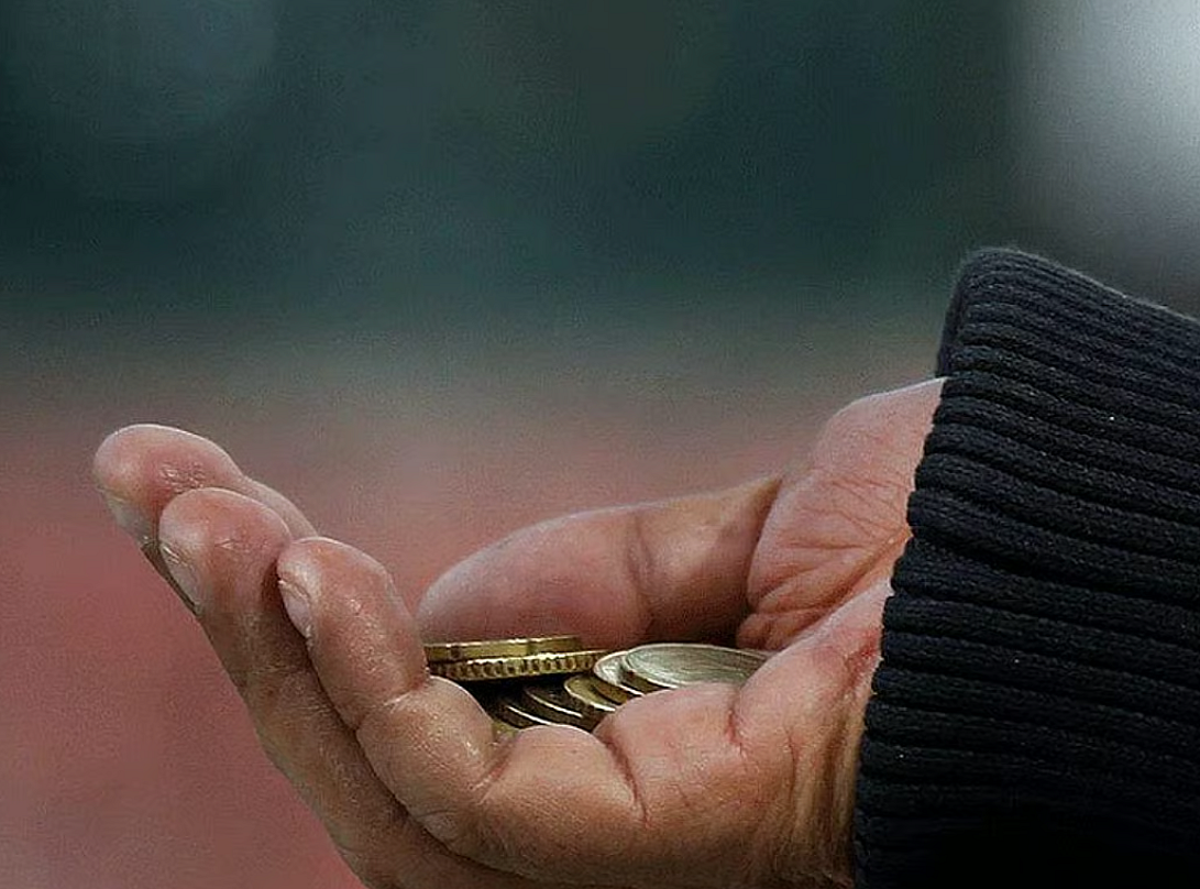 Abu Dabi Polisi Ramazan Ayında Yenilenen Dolandırıcılık Taktikleri Konusunda Uyardı