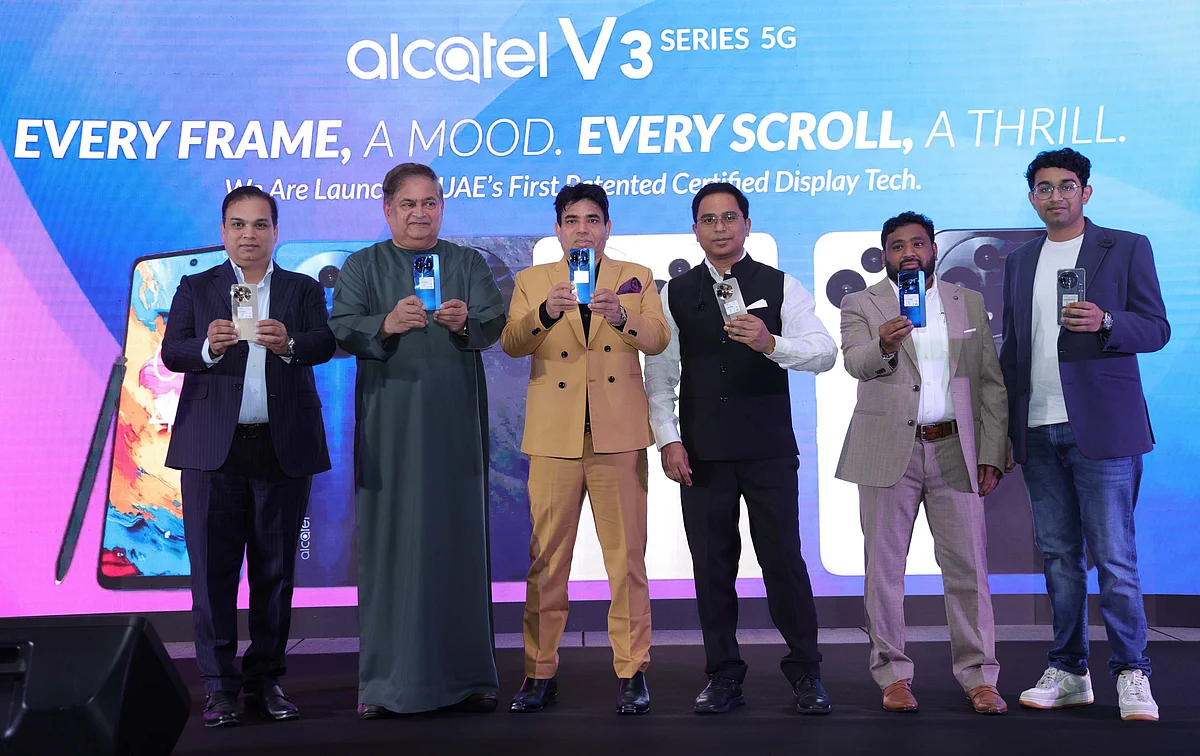 Alcatel, BAE'de Nxtpaper Ekran Teknolojisine Sahip V3 Serisini Piyasaya Sürdü