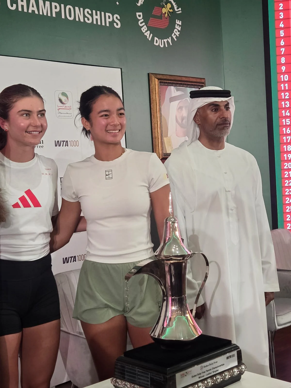 Alexandra Eala Neden Dubai'deki Sania Mirza Büyüsünü Yeniden Yaratabilir?