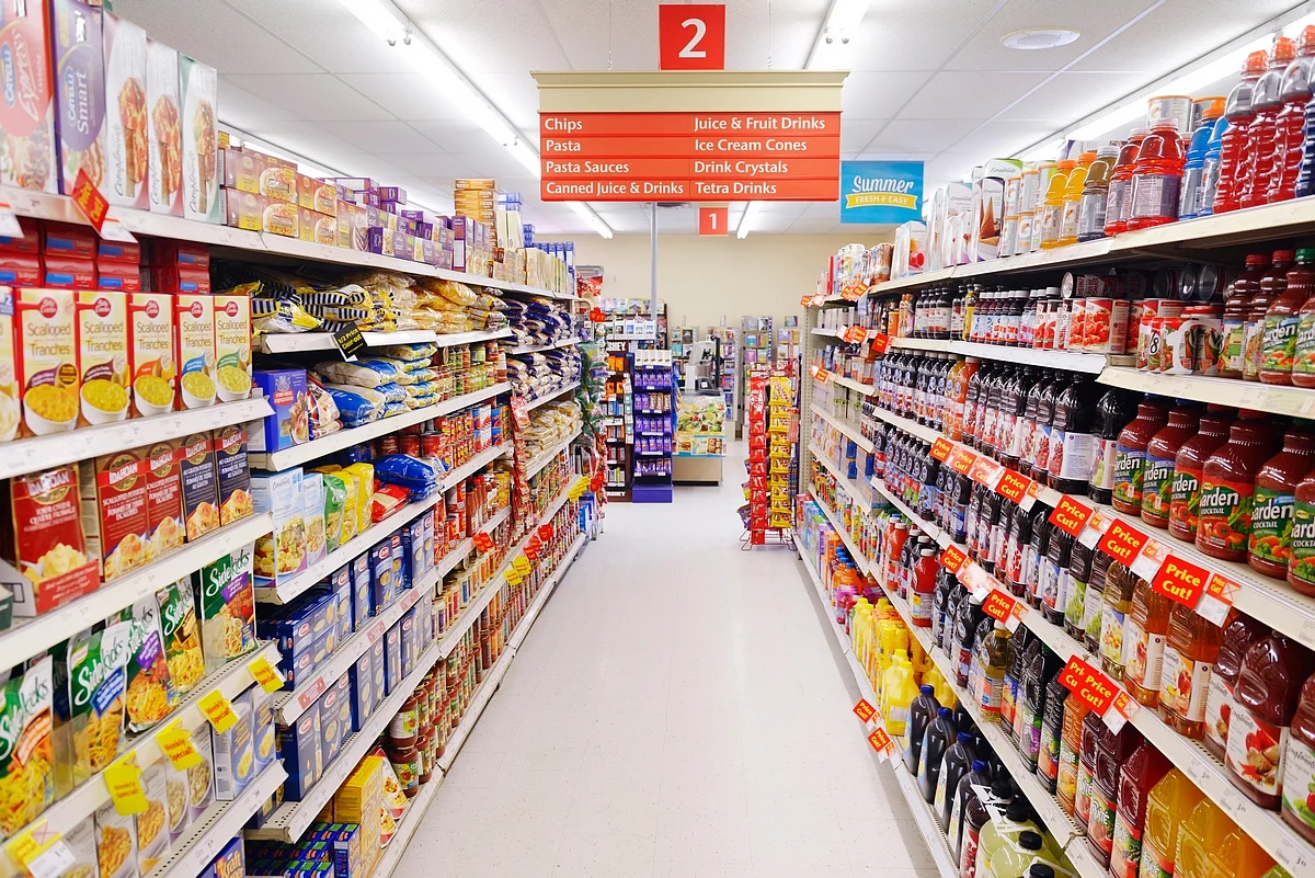 BAE Fmcg Büyümesi, Prömiyeri ve E‑Ticaretin Perakendeyi Yeniden Şekillendirmesiyle 2025'te Hızlanıyor