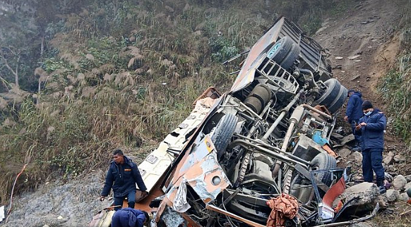 BAE, Otobüs Kazasında 19 Kişinin Hayatını Kaybetmesinin Ardından Nepal'e Başsağlığı Diledi