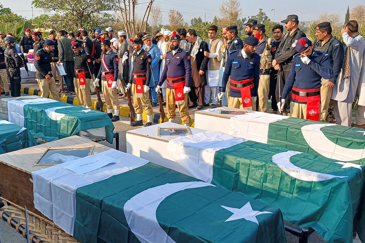 BAE, Pakistan'da Polis Memurlarını Hedef Alan Terör Saldırılarını Şiddetle Kınadı