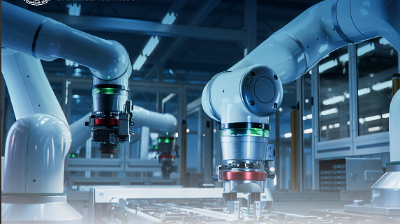 BAE'nin Sanayi İhracatı 2025'te 262 Milyar Dh'ye Ulaştı