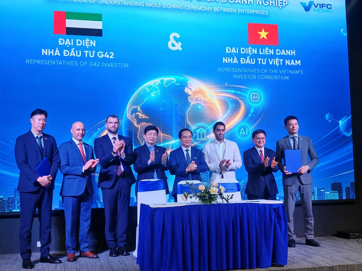 BAE'nin G42 Liderliğindeki 1 Milyar Dolarlık Konsorsiyumu, Vietnam'ın Yapay Zeka ve Bulut Yeteneklerini Geliştirecek
