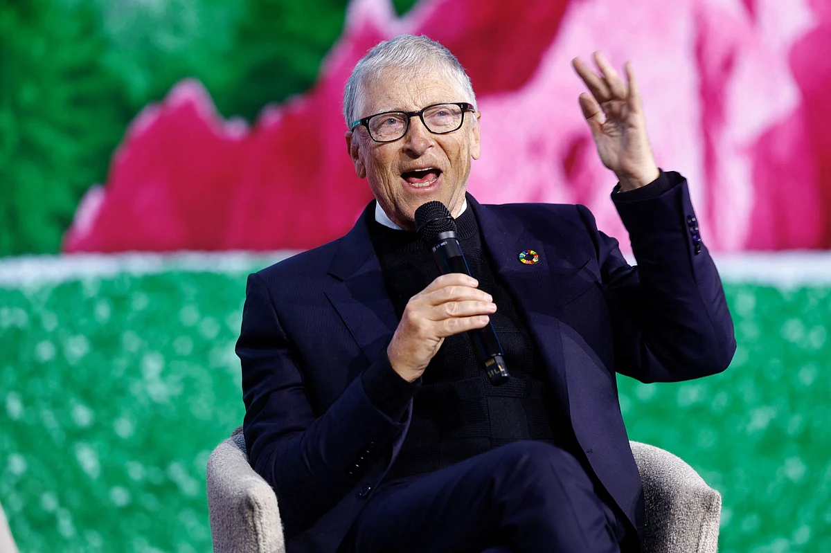 Bill Gates, Hindistan Yapay Zeka Zirvesi'nden Çıktı; Organizasyonel Kaosun Gölgelediği Etkinlik
