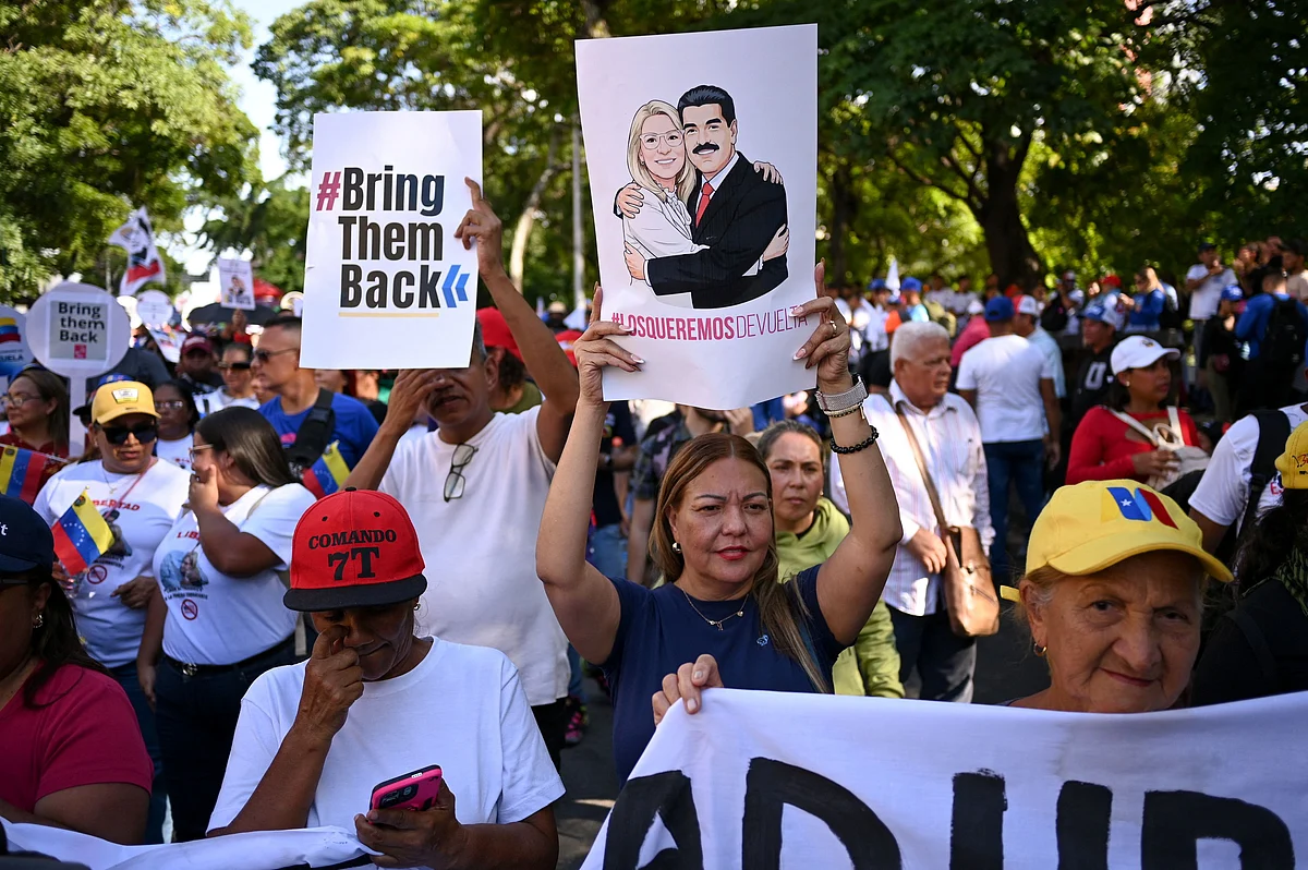 Binlerce Venezuelalı Maduro'nun Serbest Bırakılmasını Talep Etmek için Yürüdü
