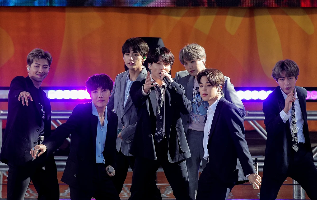 Dubai'de Bts: Dxb'deki K-Pop Süperstarlarının Videoları interneti Sular Altında Bıraktı